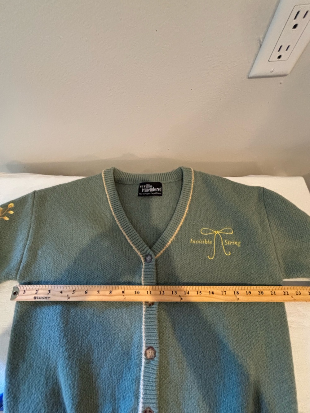 Cardigan Department We Will Be Remembered Invisible String Taylor Swift size Lg - Picture 5 of 8